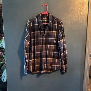 Eddie Bauer Men's Casual Button Down Shirt - Blue and White Plaid